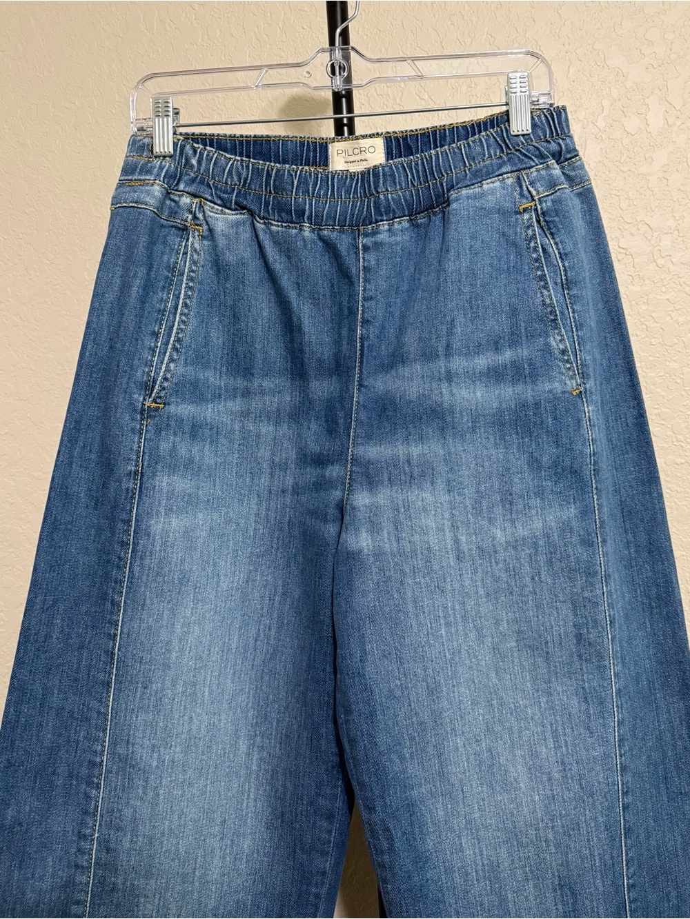 Pilcro Anthropologie Izzie Relaxed Pull-On Barrel Jeans Size S - Picture 7 of 10